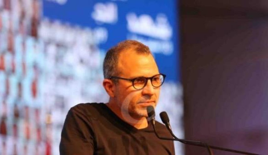 قرار وزير الخارجية اللبنانية الذهاب الى دمشق يضع النقاط على الحروف