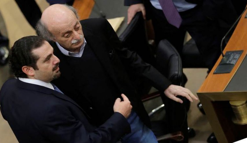 جنبلاط: قلت للحريري إننا بمأزق كبير وأفضل أن نستقيل معا

