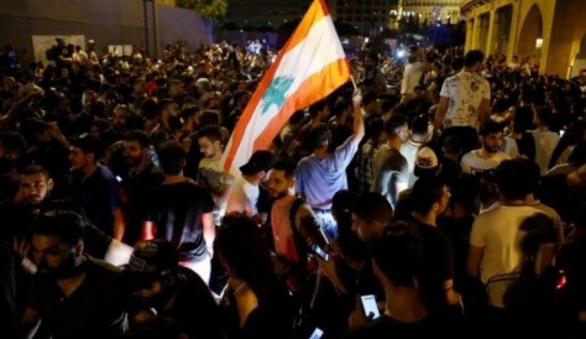 قرار بإغلاق المدارس والجامعات غدًا في لبنان
