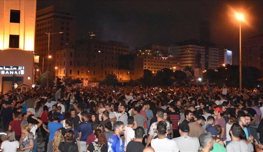 الجيش اللبناني يعلن تضامنه مع المتظاهرين 