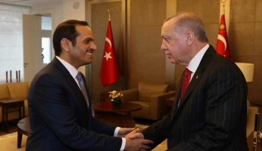 أردوغان يجتمع مع وزير خارجية قطر في اسطنبول