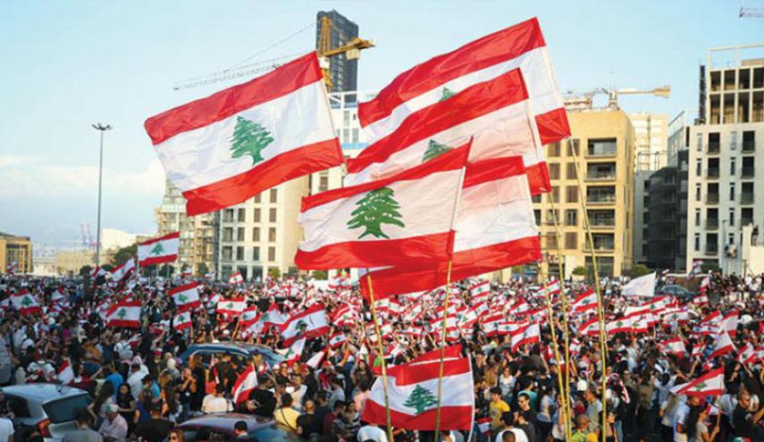 أولى تصدعات النظام الطائفي في لبنان تتجلى
