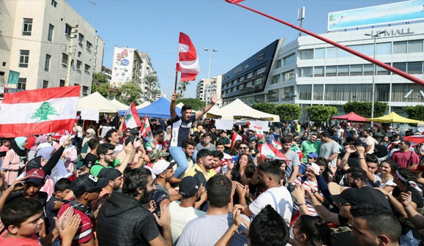 وزارة التعليم اللبنانية تنفي إيعازها باعادة فتح المدارس