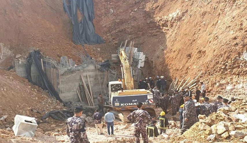 مقتل 3 أشخاص بحادث انهيار في الاردن