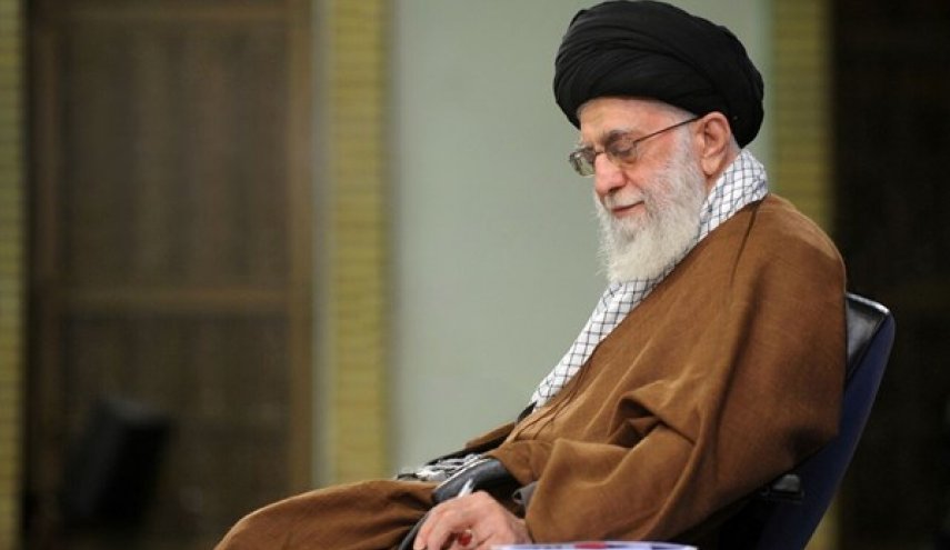 آية الله خامنئي يعزي بوفاة السيد جعفر مرتضى العاملي