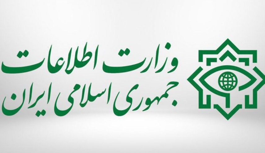 تفكيك عصابة مسلحة لتهريب العملة الصعبة في شمال غرب ايران
