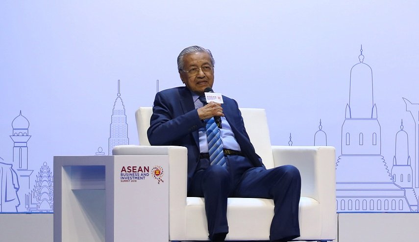 مهاتير محمد: الحظر الأميركي ضد إيران يتعارض مع ميثاق الأمم المتحدة