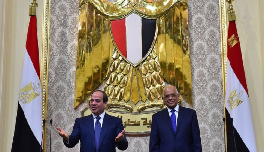 بلاغ عاجل ضد برلماني مصري طالب برحيل السيسي..
