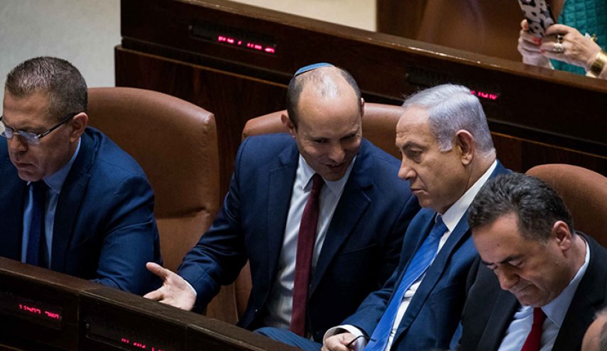 نتنياهو يعين نفتالي بينيت وزيرا للحرب 