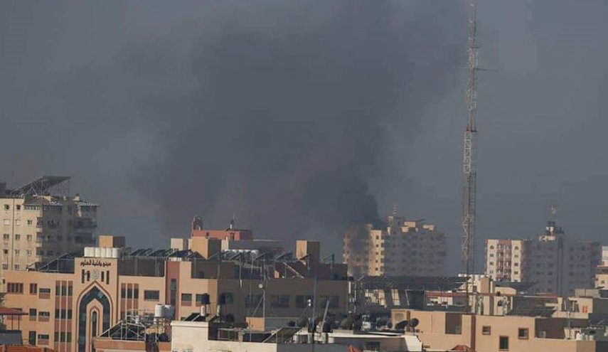 إستشهاد 5 فلسطينيين بقصف للإحتلال على غزة