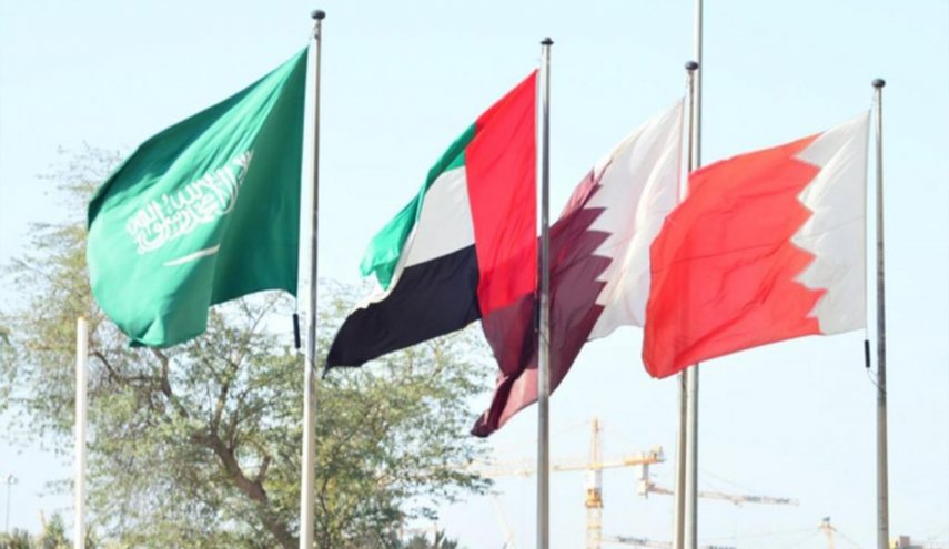 الإمارات تلمح بحل الأزمة الخليجية عن قريب