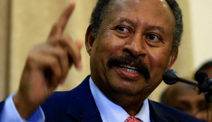 حمدوك: السودان بلد غني بالموارد ولن يحتاج إلى المعونات
