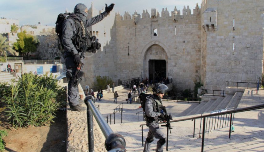 إصابة مستوطن إسرائيلي في عملية طعن بالقدس المحتلة
