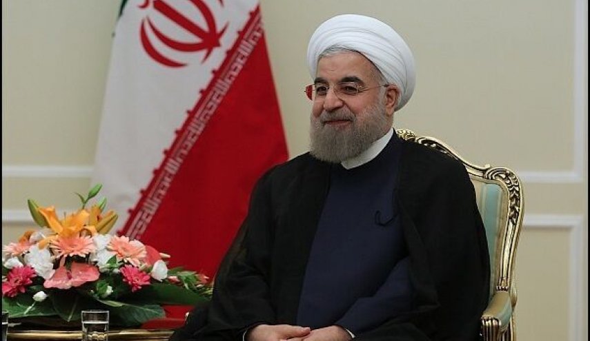 الرئيس روحاني يهنئ باليوم الوطني لسلطنة عمان