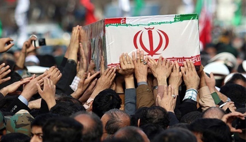 تشييع مهيب في طهران لشهداء قوات التعبئة بأحداث الشغب