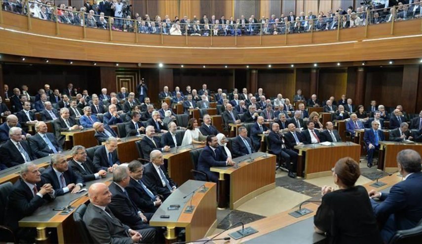 لبنان..ماذا بعد تعطيل عمل المؤسسات؟!