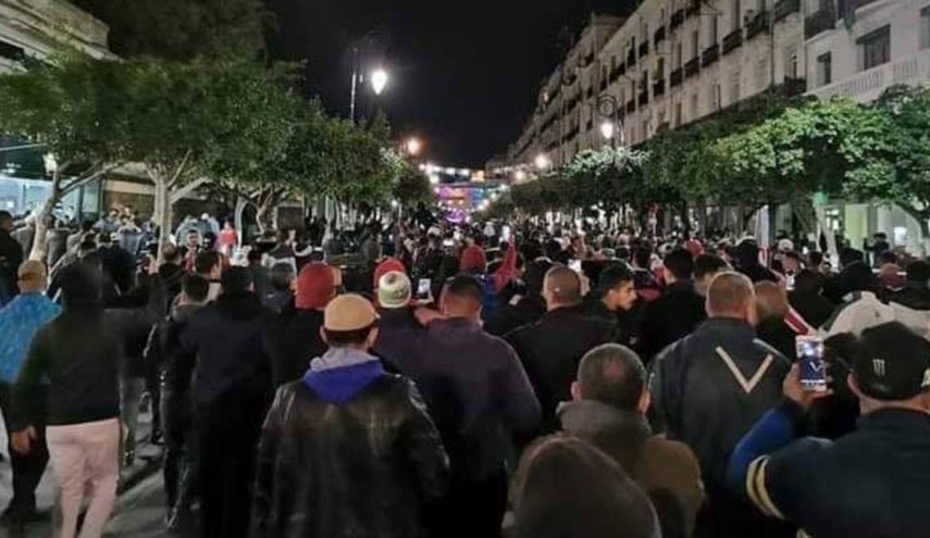 تظاهرات ليلية تعم الجزائر ضد الإنتخابات