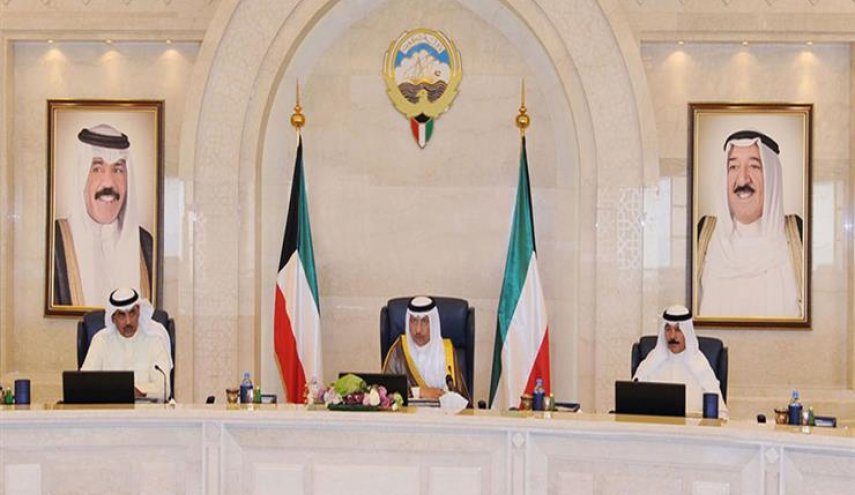 حكومة الكويت الجديدة تواجه وضعا غريبا يحتاج إلى حل عاجل