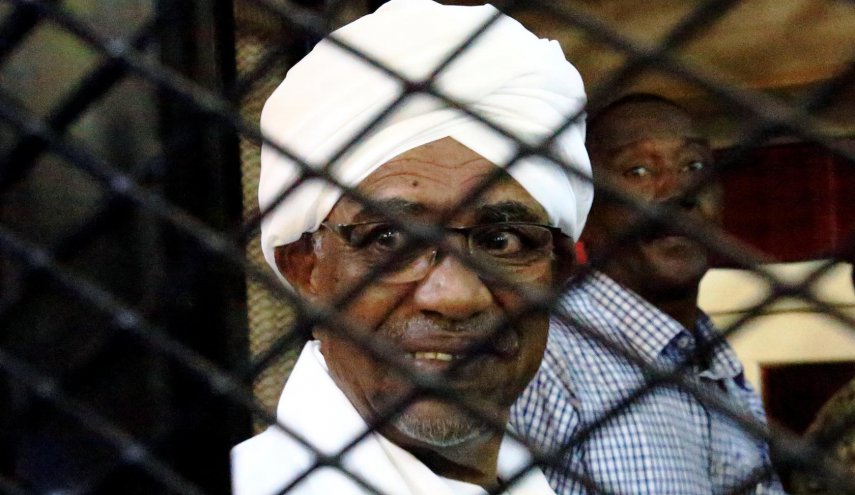 قوى الحرية والتغيير في السودان تتمسك بتسليم البشير للجنائية الدولية‎