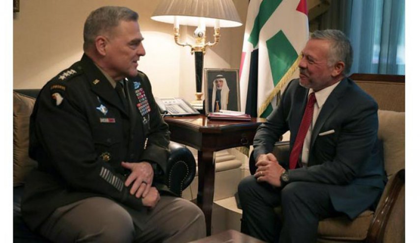 ملك الاردن يلتقي رئيس هيئة الأركان المشتركة للجيش الأميركي
