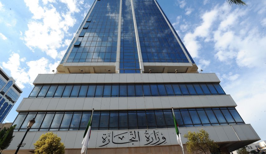 ارتفاع عجز تجارة الجزائر الخارجية 65% في 9 أشهر
