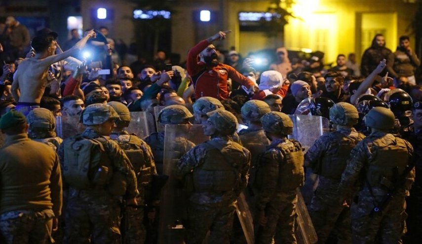 لبنان.. احتجاجات تحت شعار ’أحد الوضوح’