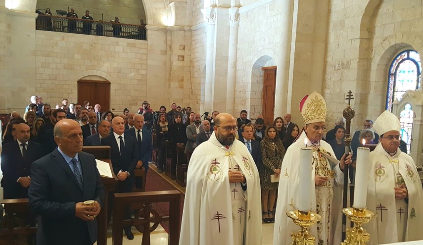 الراعي: ليجلس ساسة لبنان على طاولة الحوار لإنقاذ الدولة من الموت