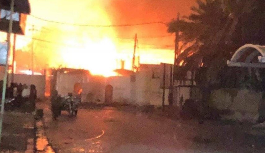 إخماد حريق القنصلية الإيرانية في النجف الاشرف