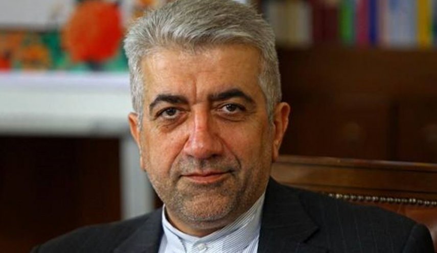 ايران وطاجيكستان تتعاملان ماليا بالعملتين الوطنيتين