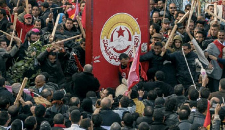 تونس... اتحاد الشغل يطالب بحكومة كفاءات