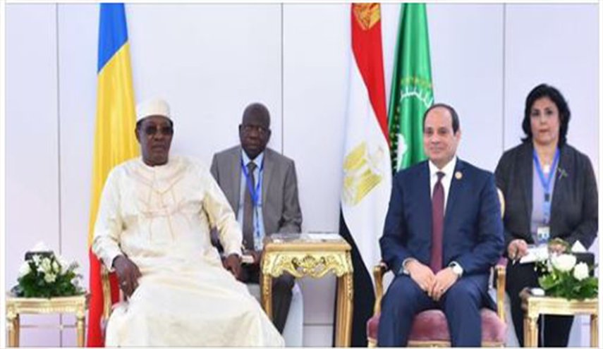 الرئيس المصري يلتقي بنظيره التشادي 