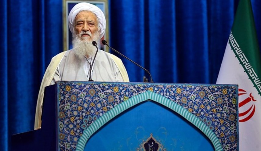 موحدی کرمانی: تقوا سنگر مهم انسان برای پناه از دست وسوسه‌های شیطانی است

