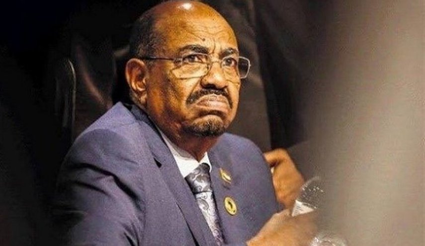 أول تعليق من البشير على الحكم الصادر ضده
