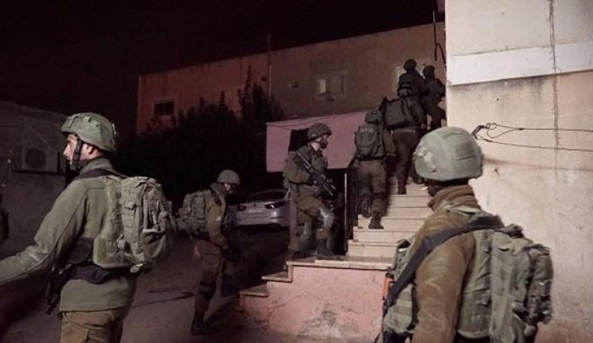 الاحتلال يشن حملة اعتقالات واسعة في الضفة