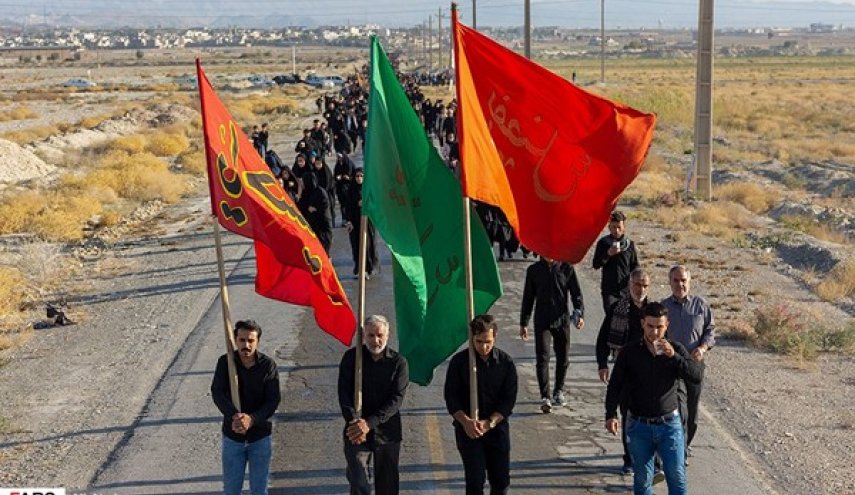 ايران تعفي زوار الاربعينية من دفع ضريبة مغادرة البلاد براً

