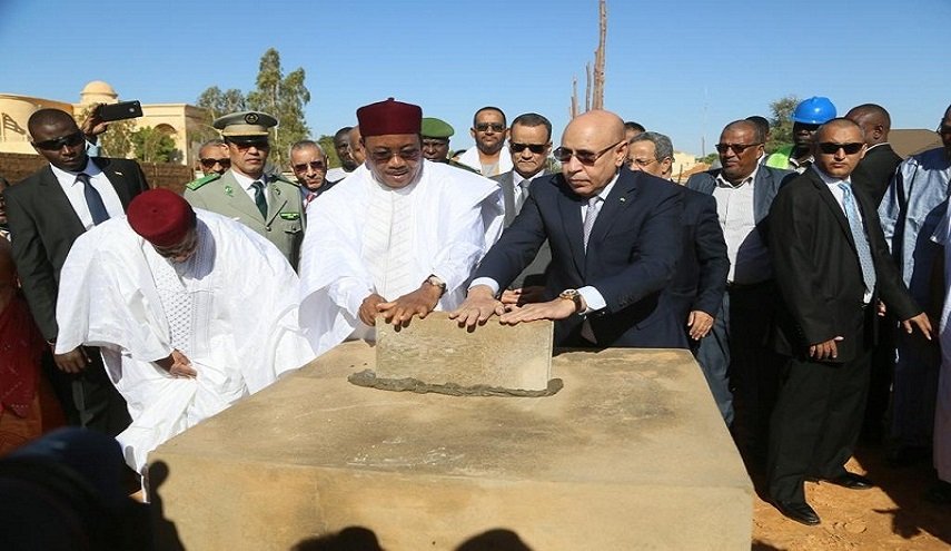 غزواني يعود للبلاد بعد وضع حجر الأساس للسفارة في النيجر