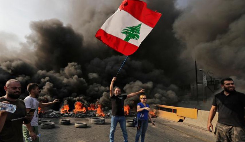 بعد تكليف دیاب، من هم المحتجین فی الشوارع؟! 