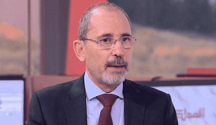 الصفدي والصباح يؤكدان حرصهما على تعزيز العلاقات بين الأردن والكويت

