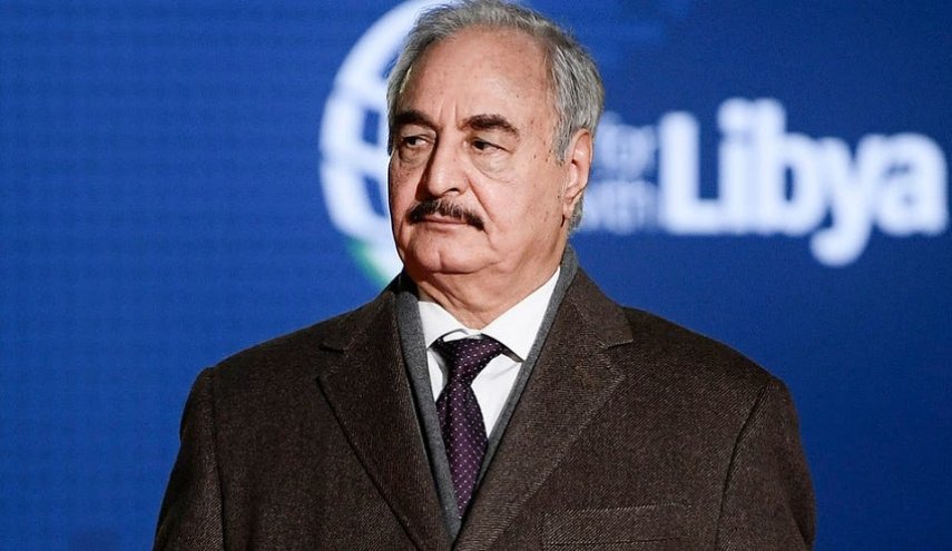 حفتر يتوجه إلى اليونان