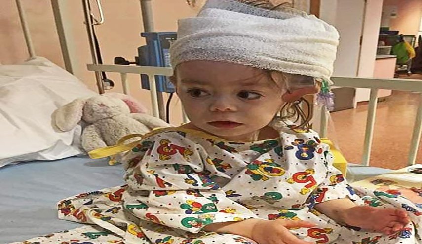 مرض نادر يمنع طفلة من تناول الطعام.. اقرأ التفاصيل
