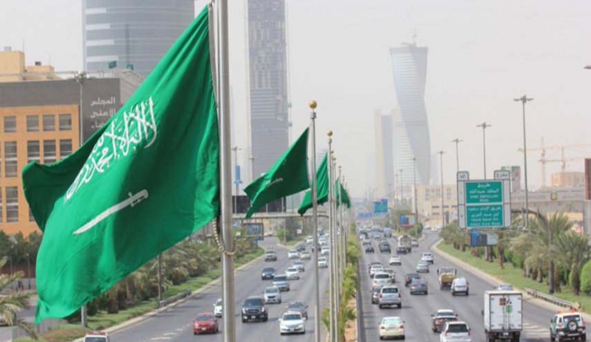 منع عائلات معتقلي الرأي من السفر جريمة حقوقية لا مبرر لها في أي قانون