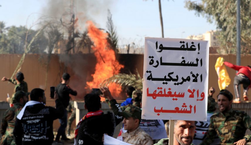 إجلاء السفير الأمريكي وموظفي السفارة في بغداد