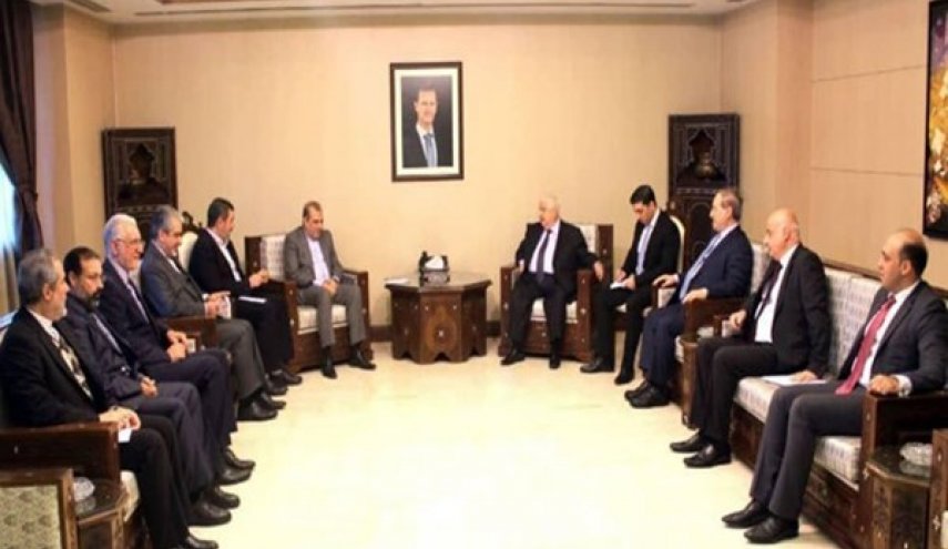 المعلم يبحث مستجدات أوضاع المنطقة مع كبير مساعدي ظريف