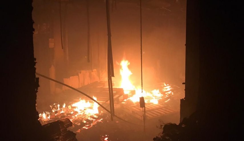 صور من باحة السفارة الأمريكية في بغداد بعد اقتحامها