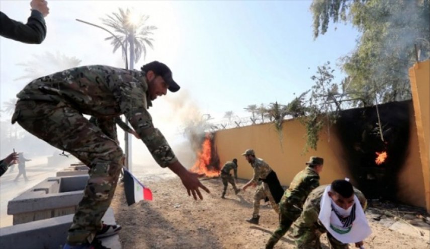  الغارديان: الهجوم على السفارة دليل ضعف واشنطن