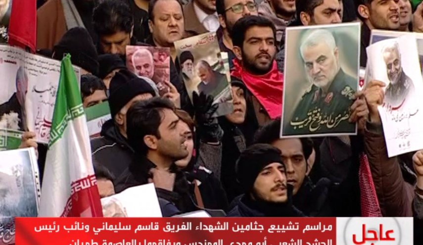 حشود مليونية تشارك في تشييع الشهيدين سليماني والمهندس + صور