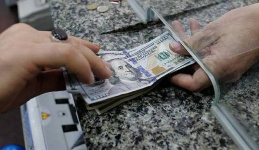 كم تبلغ حجم أموال السوريين بمصارف لبنان؟
