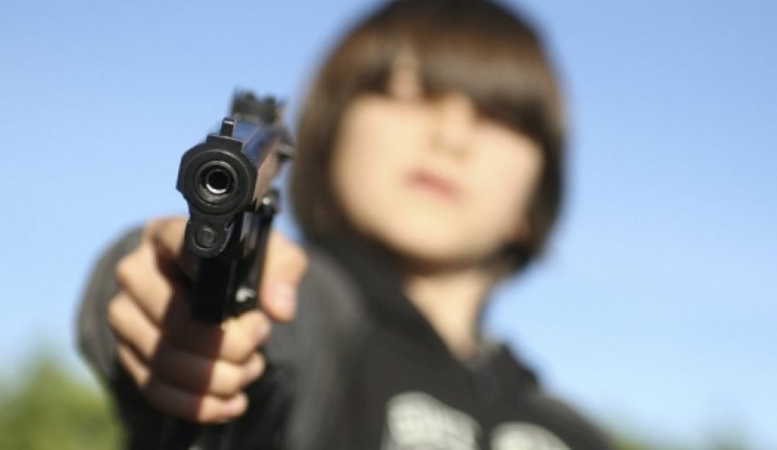 بالصور.. تلميذ يفتح النار في مدرسة بالمكسيك ويقتل شخصين

