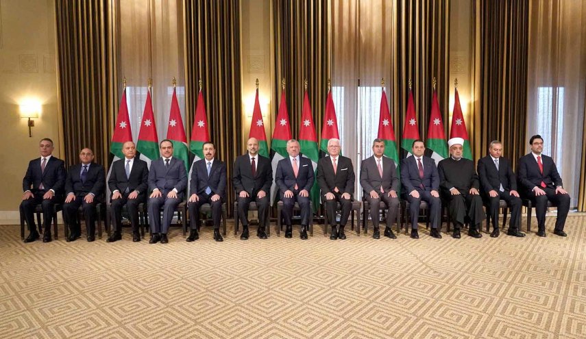 الاردن.. حكومة الرزاز تفقد فرصتها في دخول العام الثالث