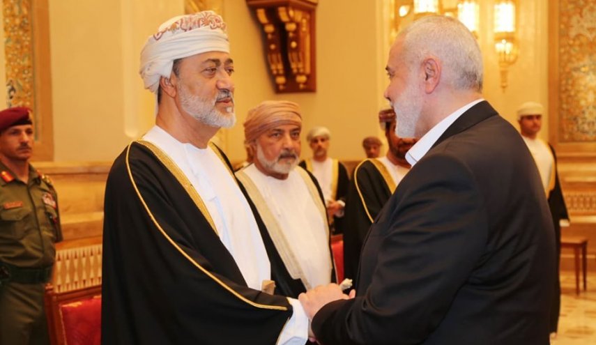 وفد حماس يزور سلطنة عمان ويعزي بوفاة السلطان قابوس 
